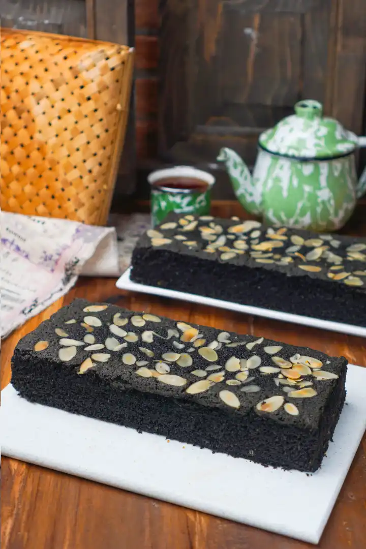 Bolu Ketan Hitam